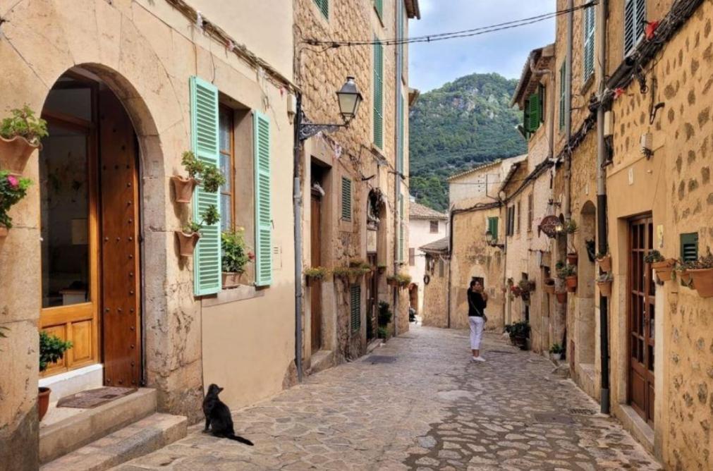 Valldemosa Sleep & Hike Valldemossa  Εξωτερικό φωτογραφία